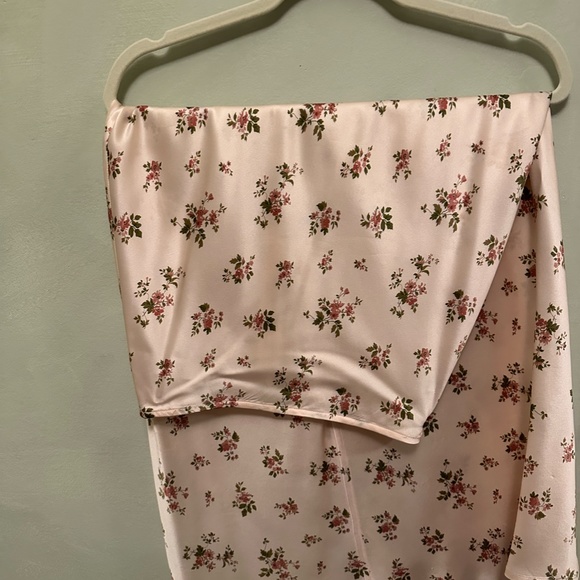 Reformation Pratt Skirt in Audrey Floral - Picture 5 of 6